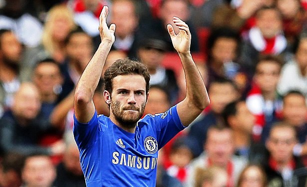 Chelsea Tundukkan Arsenal di Tengah Derby Bersalju